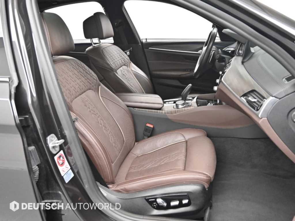 BMW 5시리즈 5시리즈 (G30) 520d M 스포츠 플러스 이미지 10