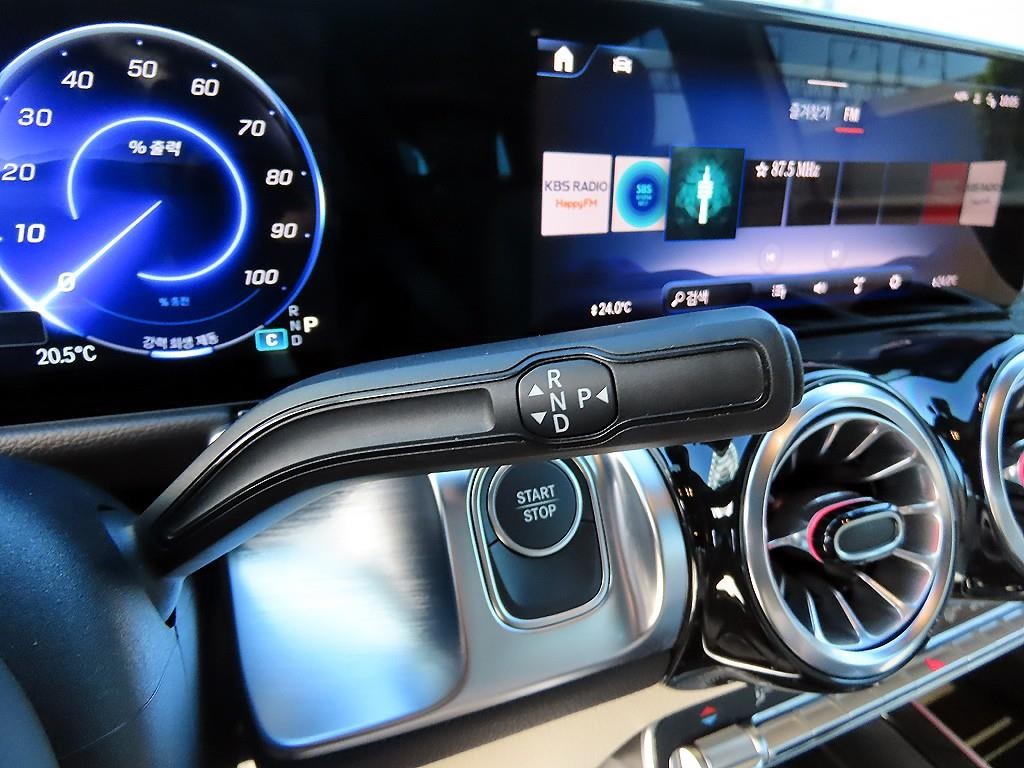 벤츠 EQB EQB (X243) EQB 300 4MATIC 프로그레시브 이미지 10
