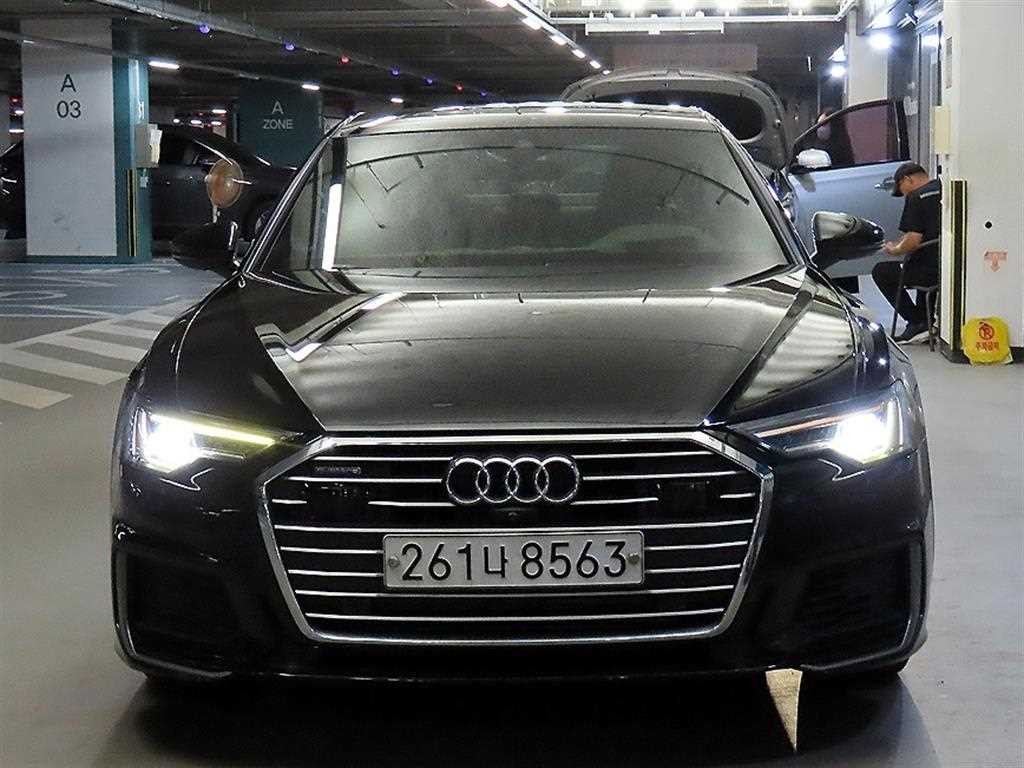 아우디 A6 A6 (C8) 45 TFSI 콰트로 프리미엄 이미지 2