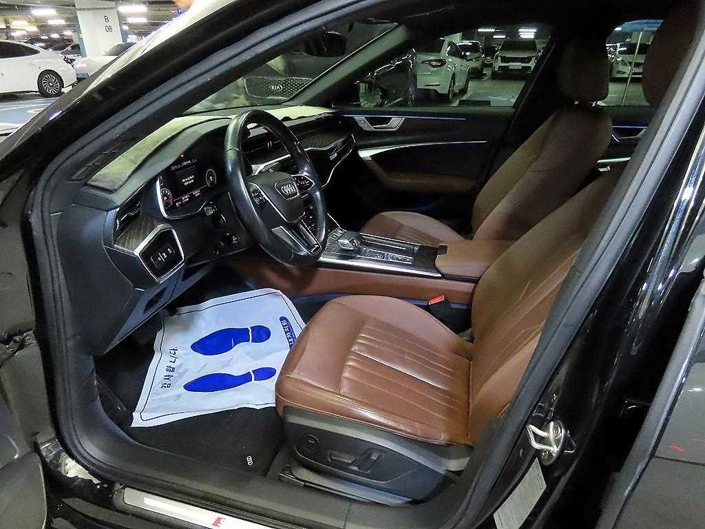 아우디 A6 A6 (C8) 45 TFSI 콰트로 프리미엄 이미지 6