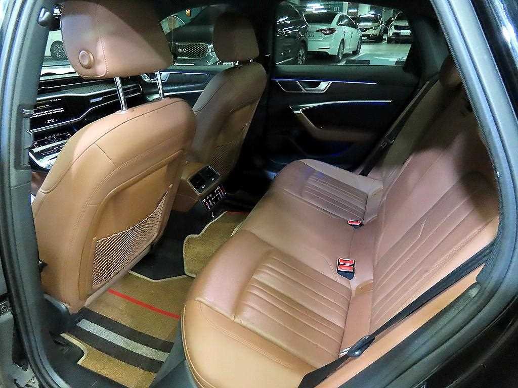 아우디 A6 A6 (C8) 45 TFSI 콰트로 프리미엄 이미지 7