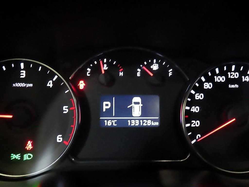 기아 카렌스 올뉴 카렌스 1.7 VGT 노블레스 이미지 9