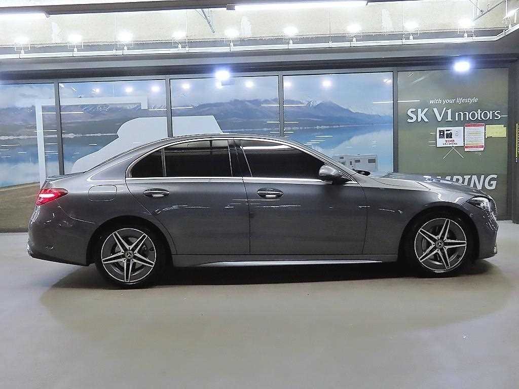 벤츠 C 클래스 C클래스 W206 C200 AMG 라인 이미지 3