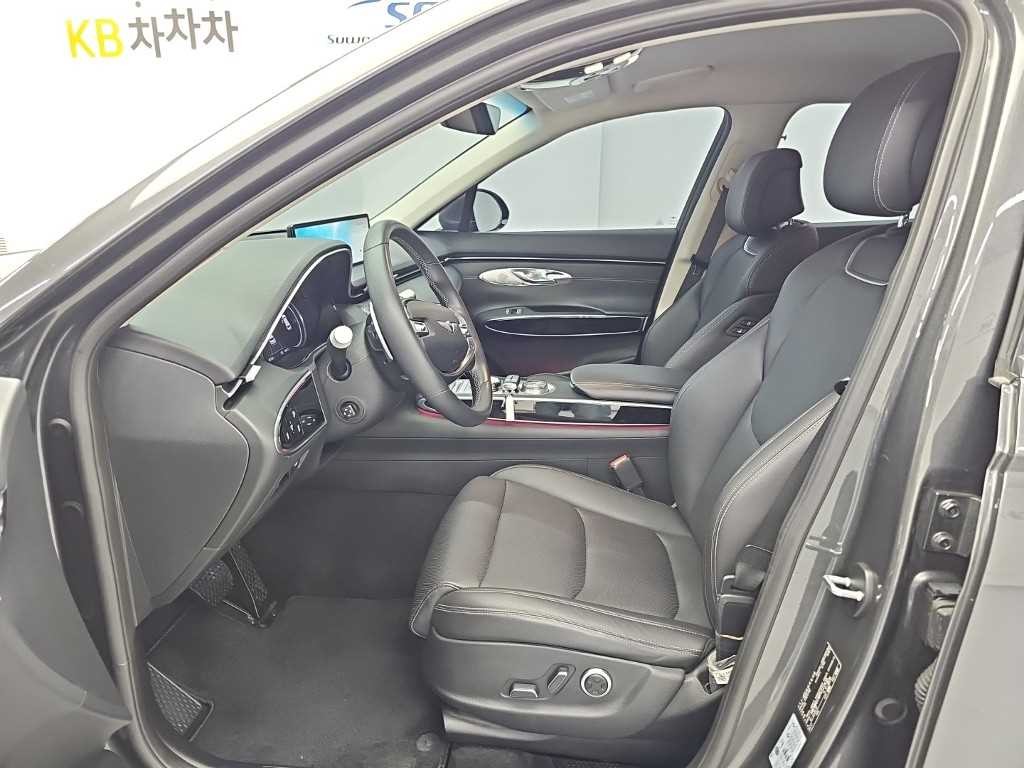 제네시스 GV70 2.2 디젤 2WD 이미지 11
