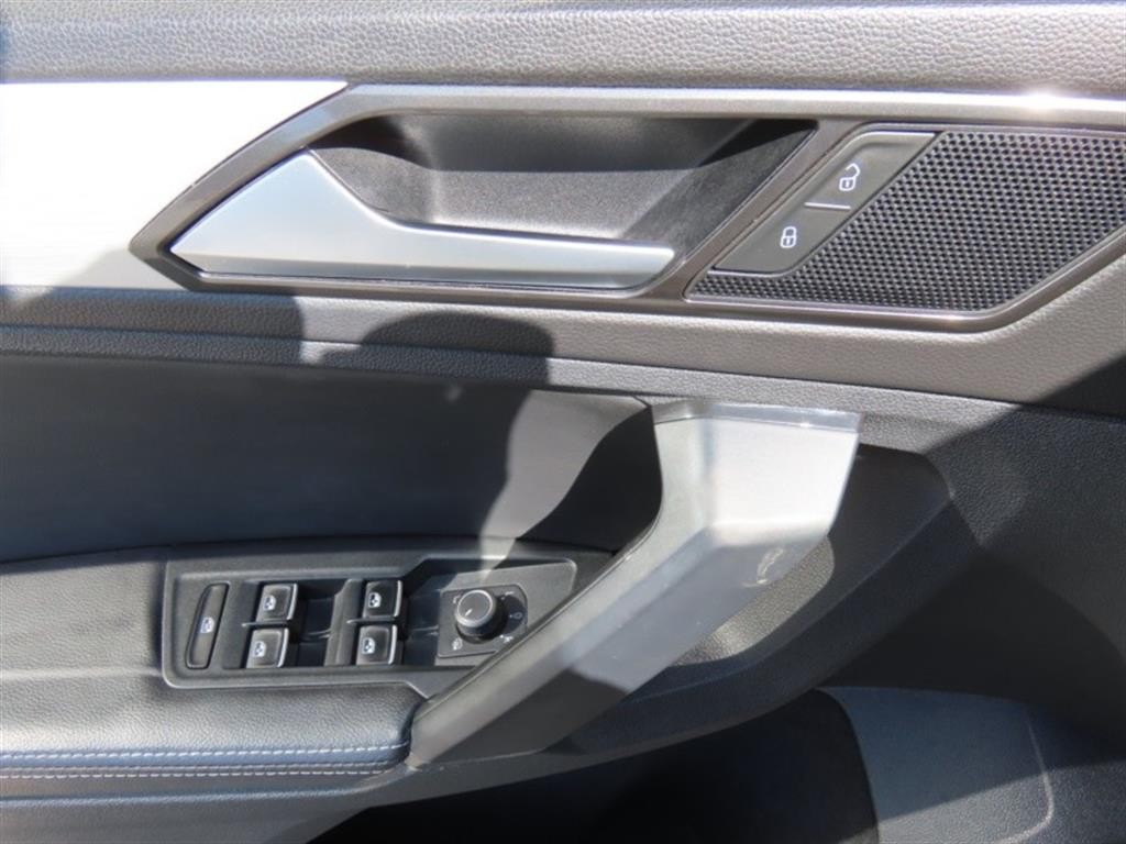 폭스바겐 티구안 티구안(2세대) 2.0 TDI 이미지 12