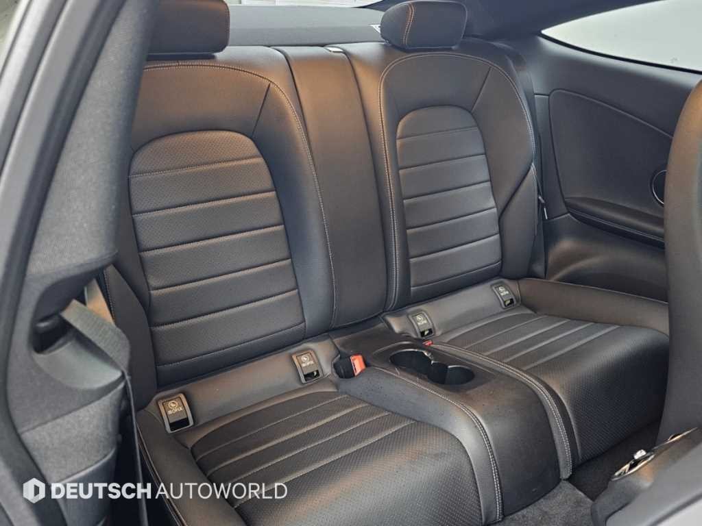벤츠 C 클래스 C클래스 W205 C200 쿠페 이미지 12