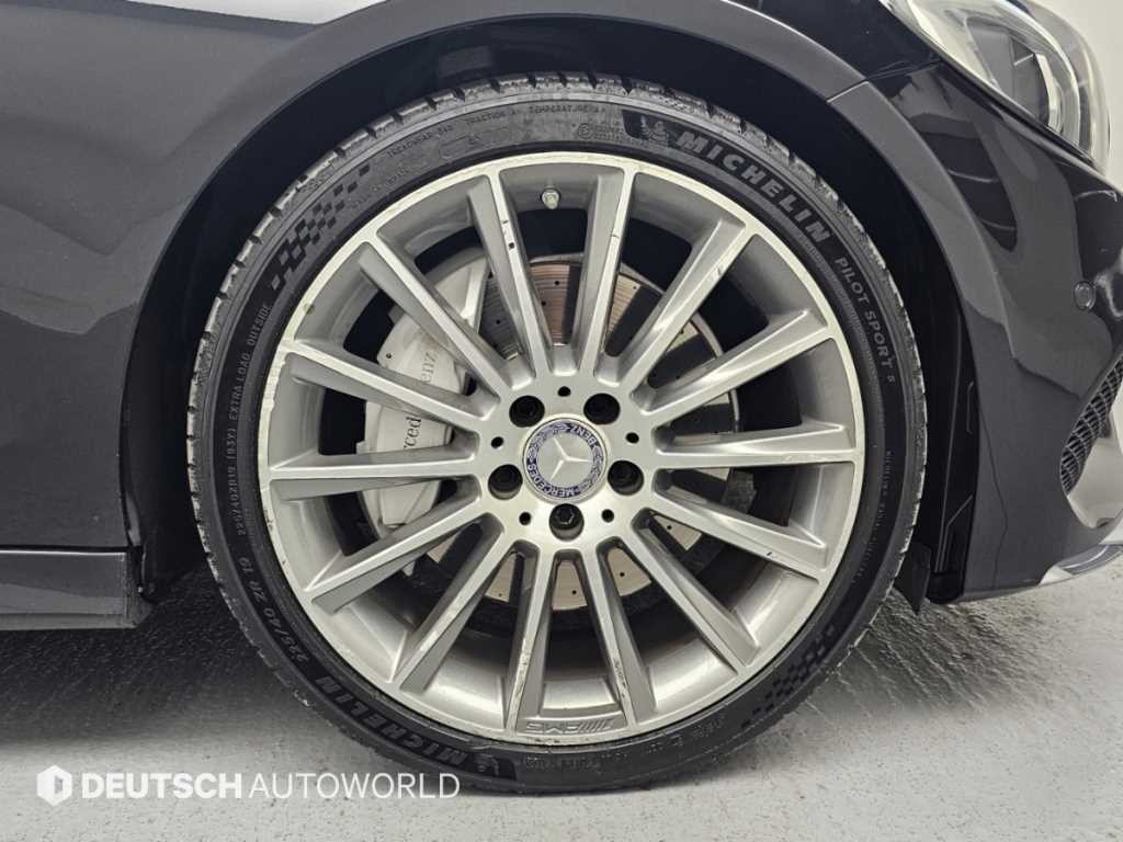 벤츠 C 클래스 C클래스 W205 C200 쿠페 이미지 5