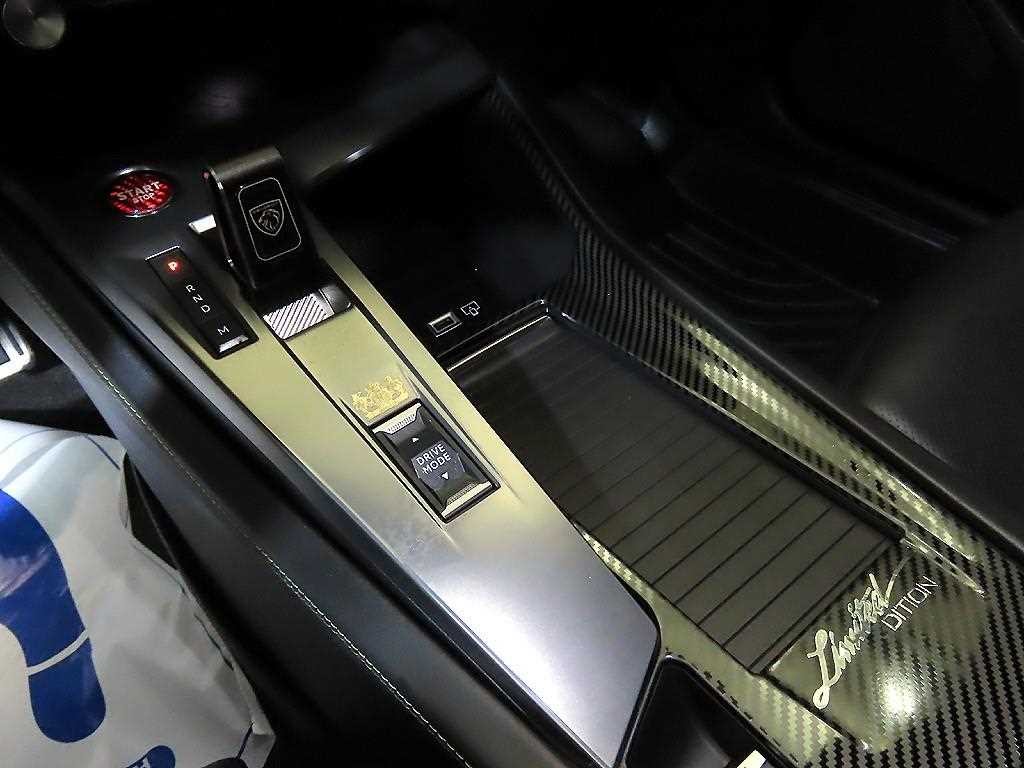 푸조 408 1.2 Pure Tech GT 이미지 12