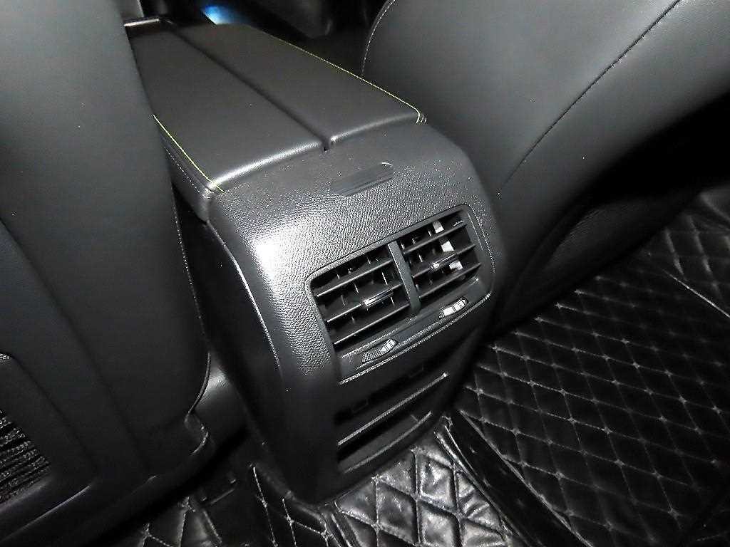 푸조 408 1.2 Pure Tech GT 이미지 15