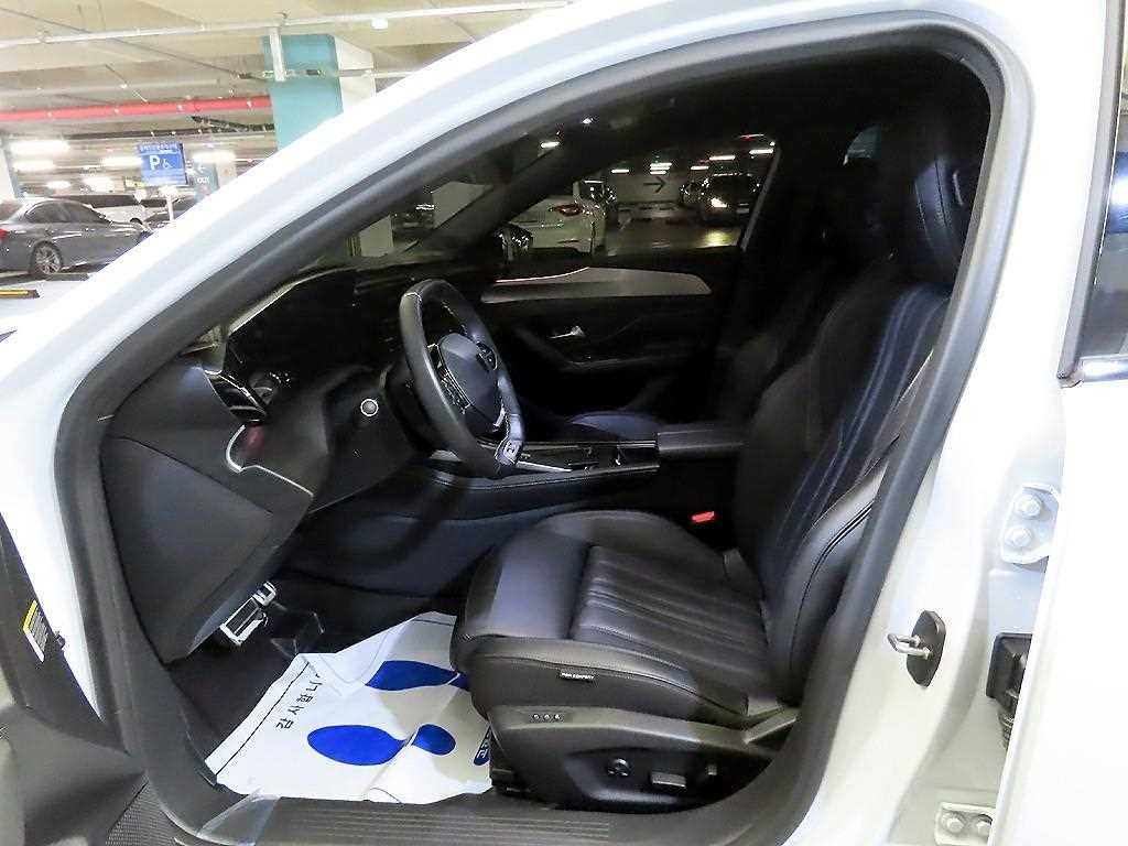 푸조 408 1.2 Pure Tech GT 이미지 6