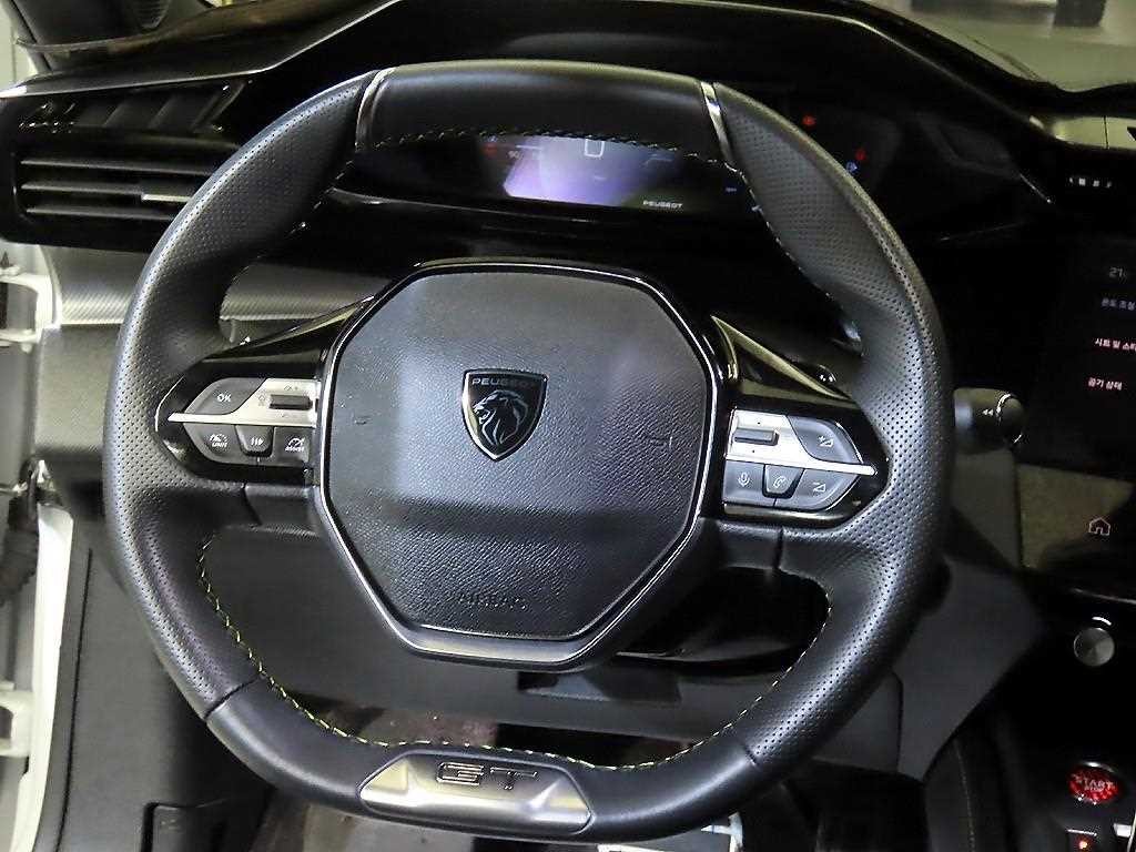 푸조 408 1.2 Pure Tech GT 이미지 8