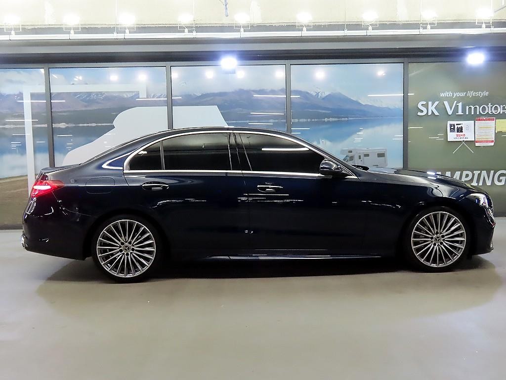 벤츠 C 클래스 C클래스 W206 C300 4MATIC AMG 라인 이미지 3