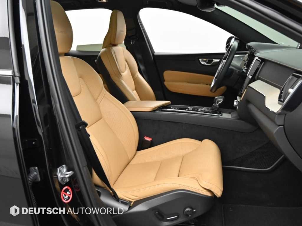 볼보 XC60 XC60(2세대) T6 AWD 인스크립션 이미지 10