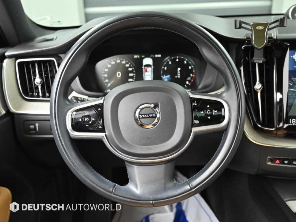 볼보 XC60 XC60(2세대) T6 AWD 인스크립션 이미지 13
