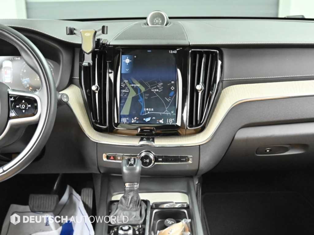 볼보 XC60 XC60(2세대) T6 AWD 인스크립션 이미지 14