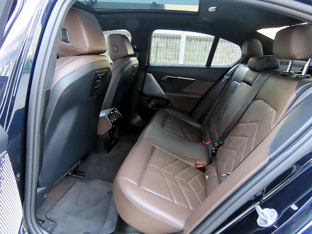 BMW 5시리즈 5시리즈 (G60) 520i M 스포츠 이미지 6