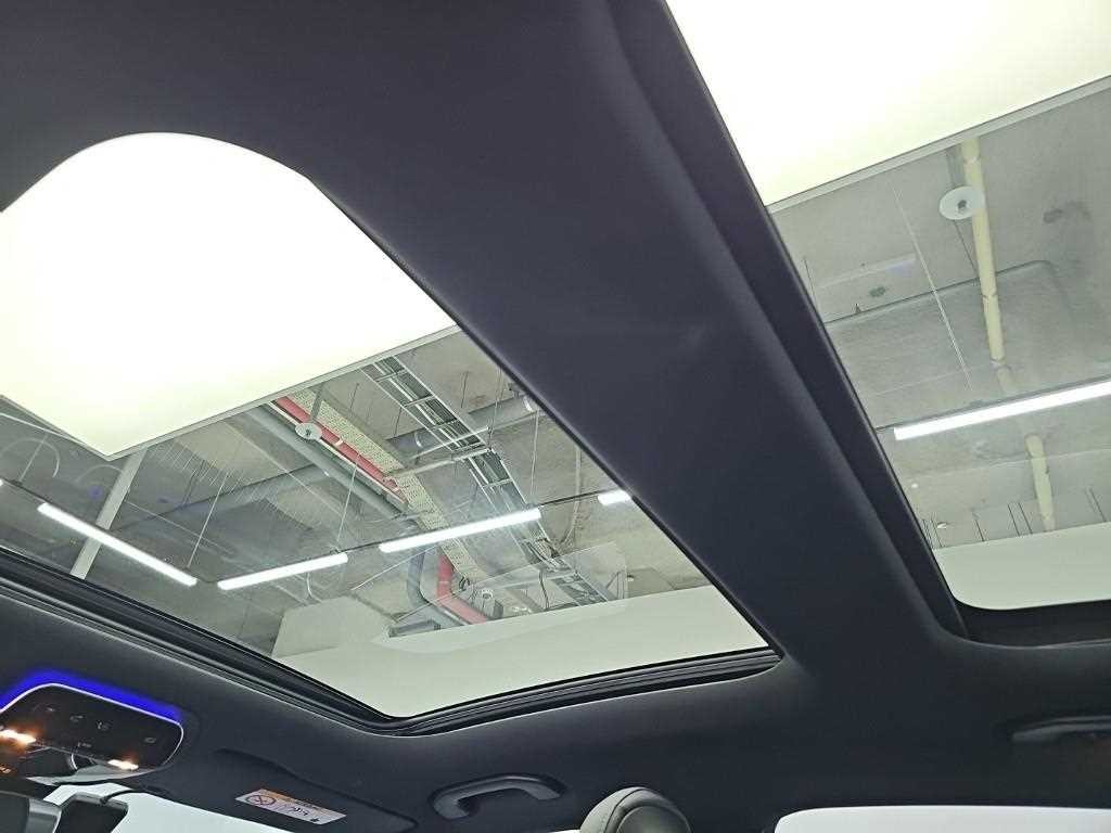 벤츠 C 클래스 C클래스 W206 C300 4MATIC 아방가르드 이미지 14