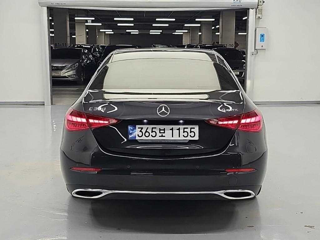 벤츠 C 클래스 C클래스 W206 C300 4MATIC 아방가르드 이미지 3