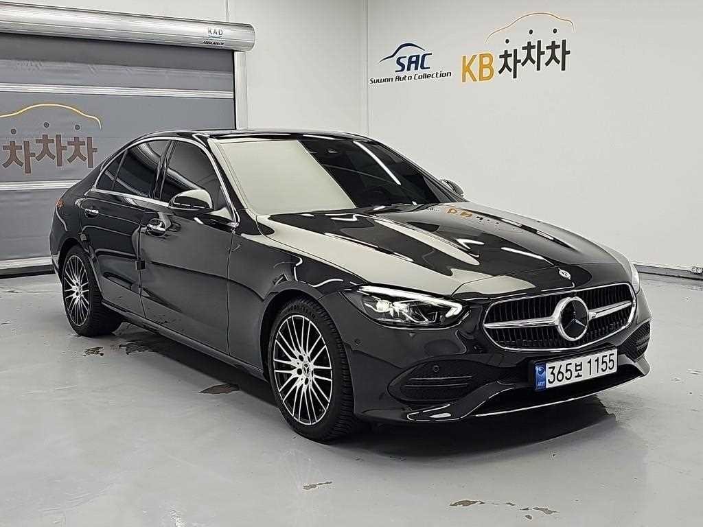 벤츠 C 클래스 C클래스 W206 C300 4MATIC 아방가르드 이미지 4