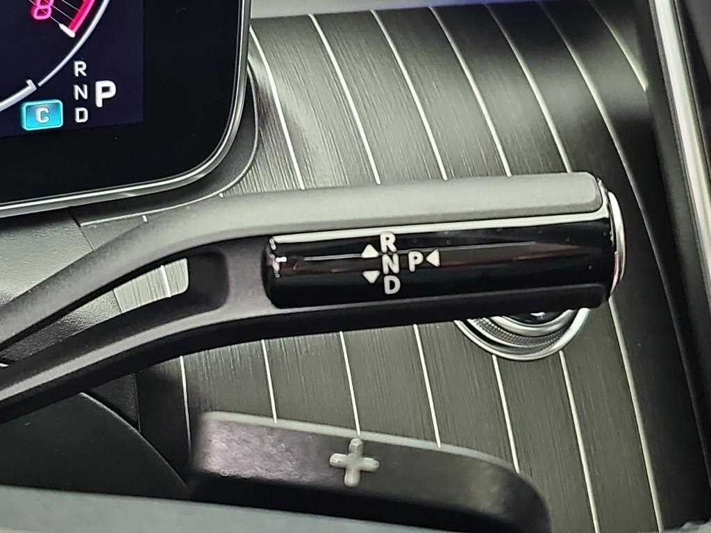 벤츠 C 클래스 C클래스 W206 C300 4MATIC 아방가르드 이미지 8