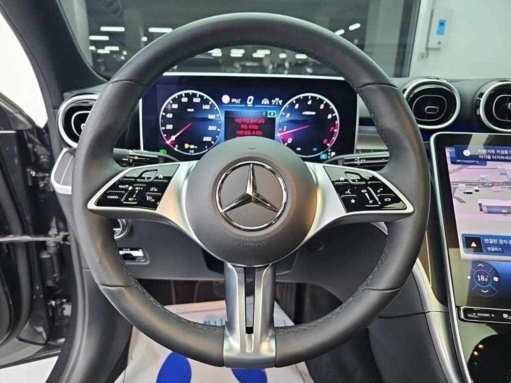벤츠 C 클래스 C클래스 W206 C300 4MATIC 아방가르드 이미지 9