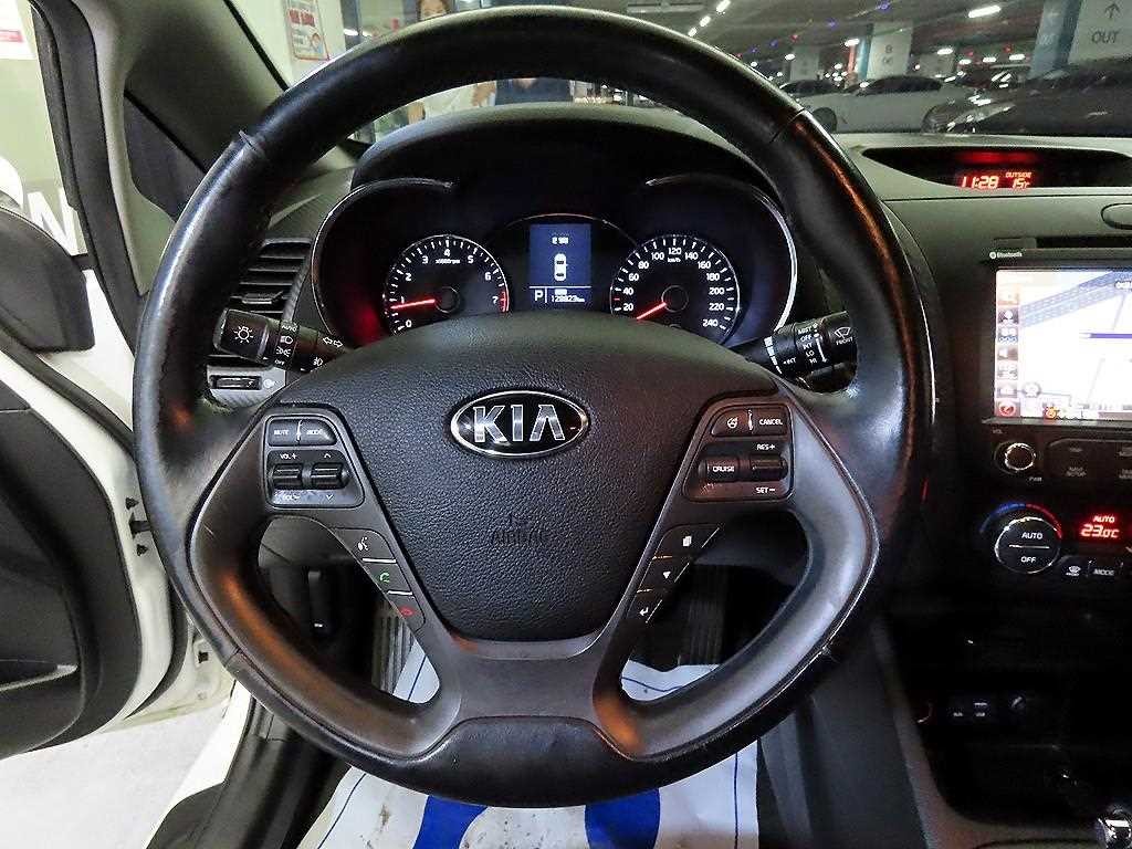 기아 K3 1.6 GDI 트렌디 이미지 8