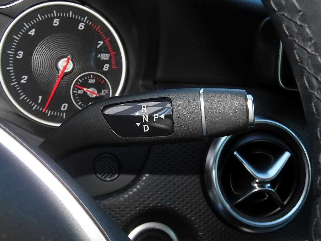벤츠 A 클래스 A클래스 W176 A200 이미지 10