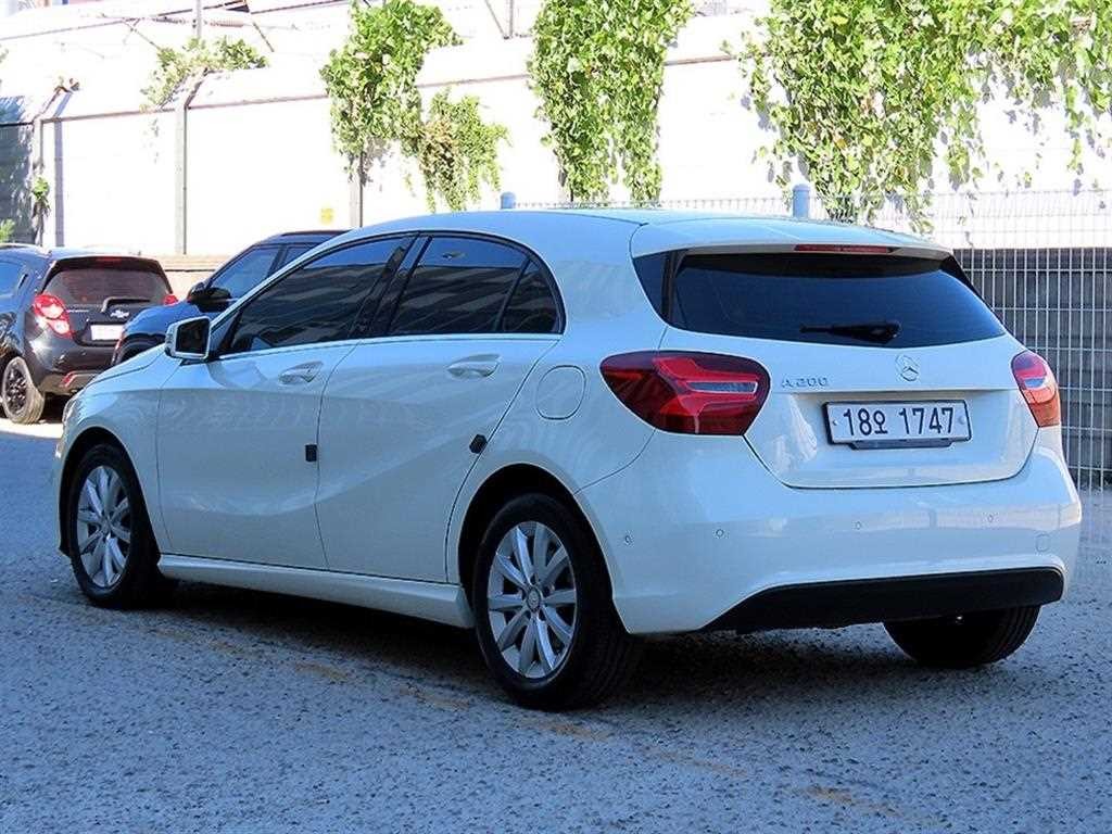 벤츠 A 클래스 A클래스 W176 A200 이미지 3