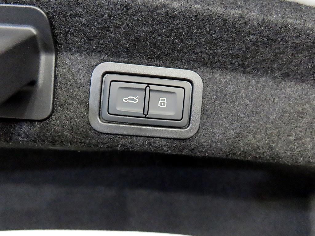 아우디 A6 A6 (C8) 45 TFSI 프리미엄 이미지 17