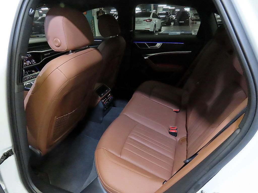 아우디 A6 A6 (C8) 45 TFSI 프리미엄 이미지 7