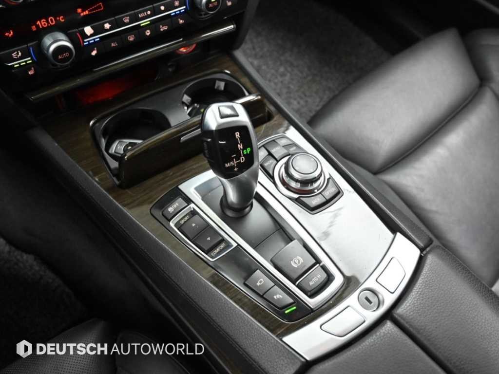 BMW 7시리즈 7시리즈 (F01) 740 Li 이미지 9