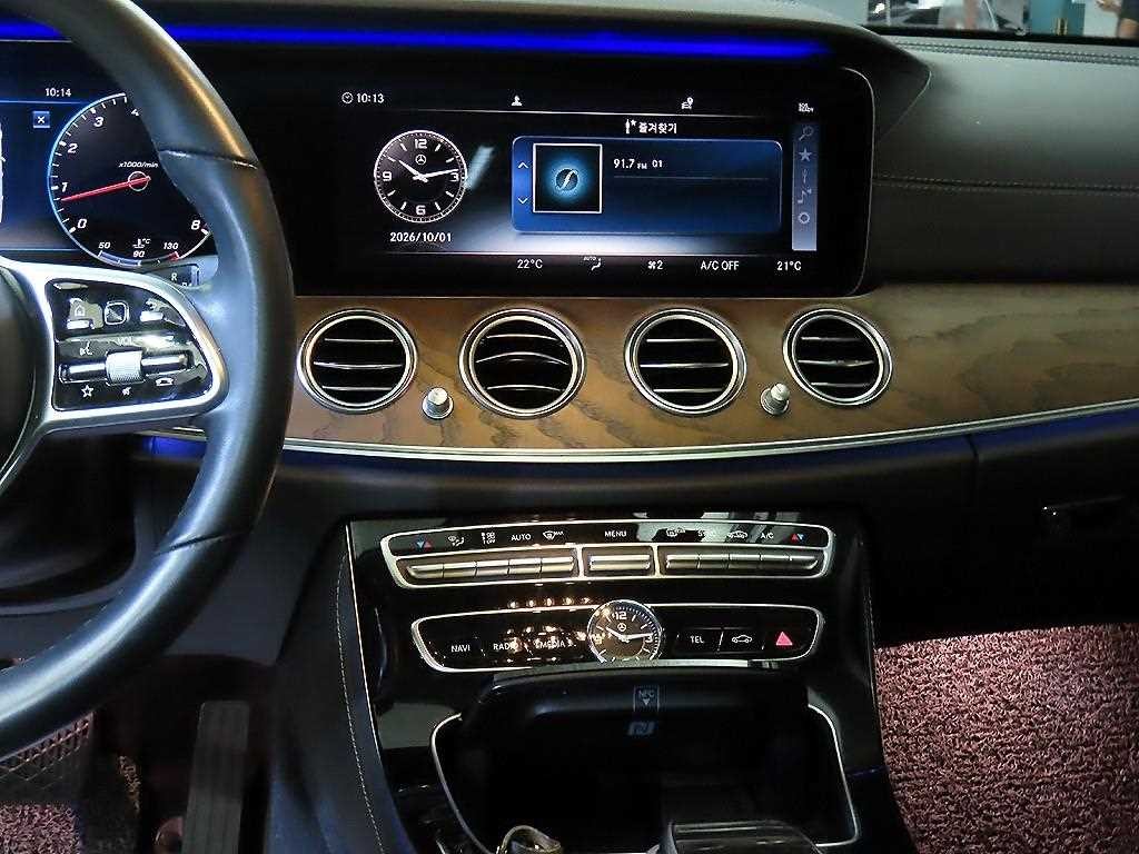 벤츠 E 클래스 E-클래스 W213 E300 익스클루시브 이미지 11