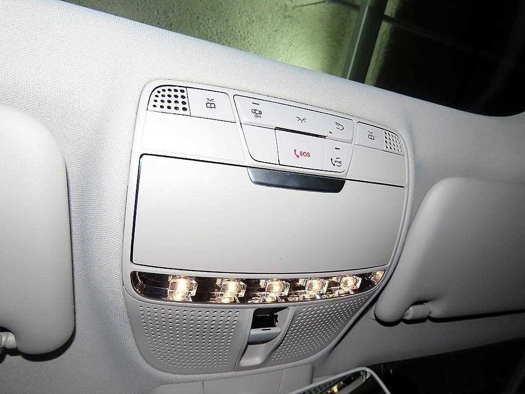 벤츠 E 클래스 E-클래스 W213 E300 익스클루시브 이미지 13