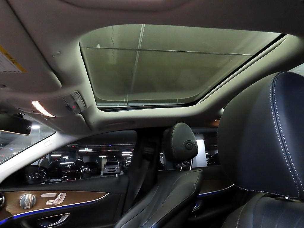 벤츠 E 클래스 E-클래스 W213 E300 익스클루시브 이미지 16
