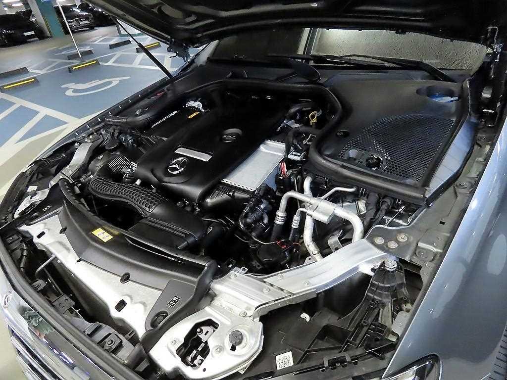 벤츠 E 클래스 E-클래스 W213 E300 익스클루시브 이미지 19