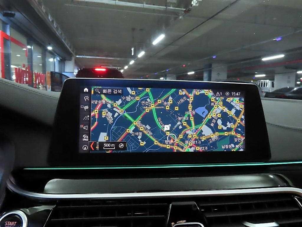 BMW 5시리즈 5시리즈 (G30) 520i 럭셔리 이미지 14