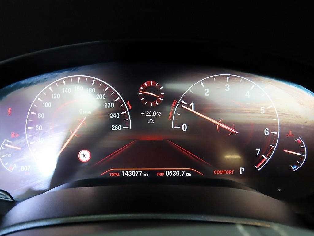 BMW 5시리즈 5시리즈 (G30) 520i 럭셔리 이미지 9