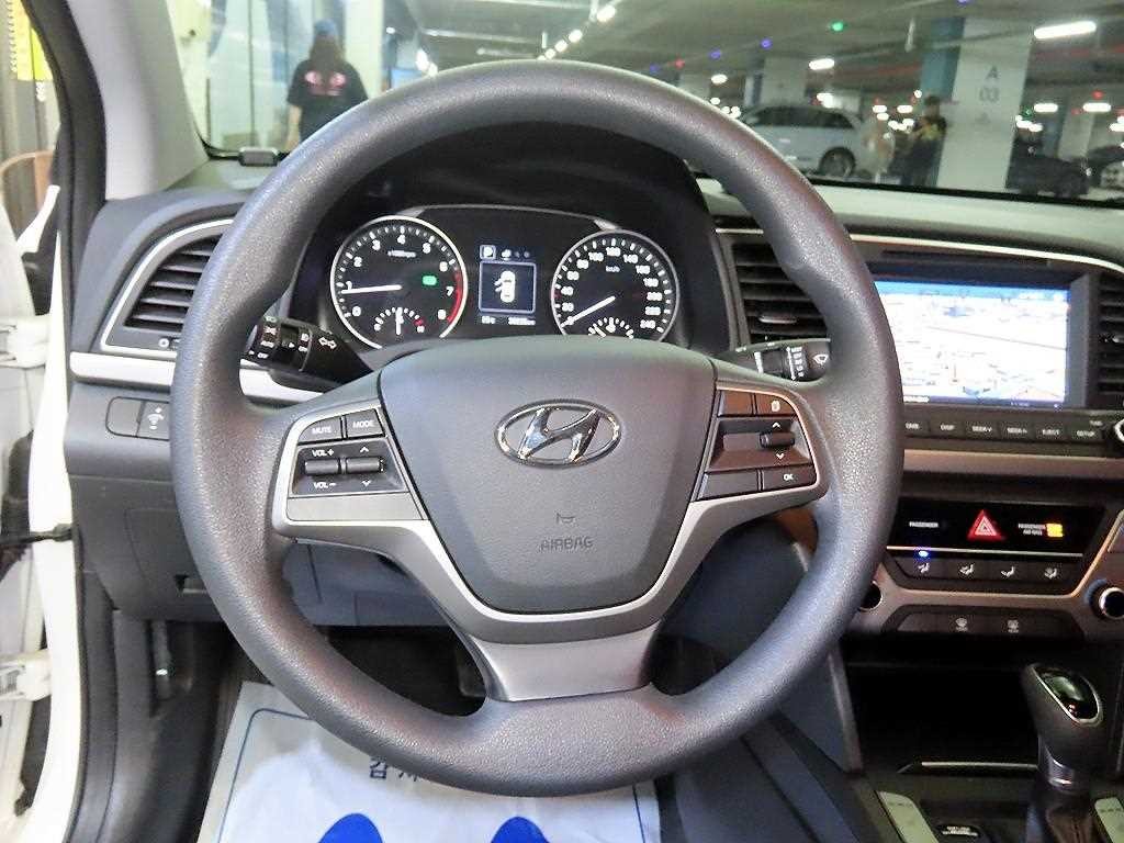 현대 아반떼 아반떼 AD 1.6 GDI 밸류 플러스 이미지 8