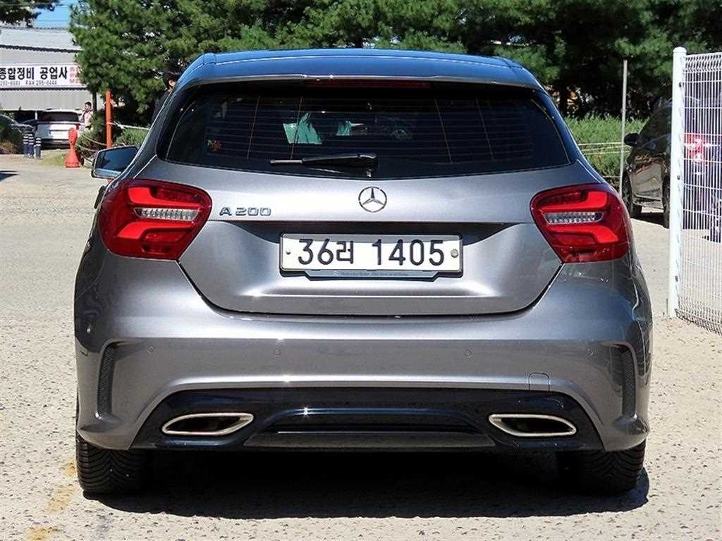 벤츠 A 클래스 A클래스 W176 A200 AMG LINE 이미지 4