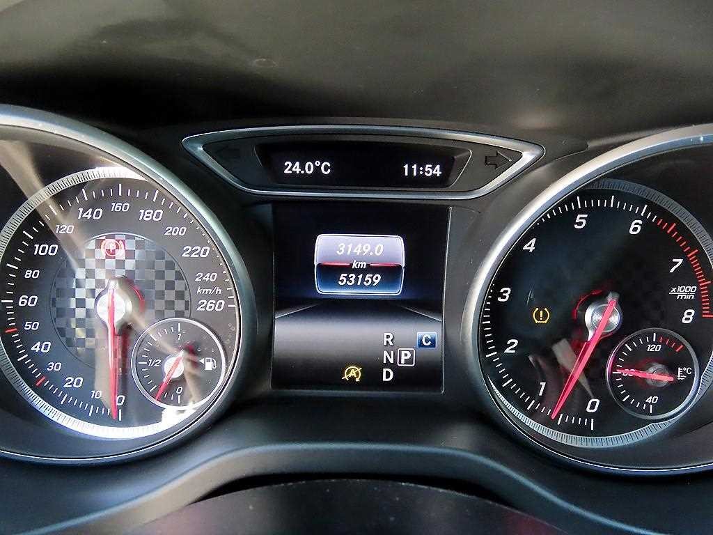 벤츠 A 클래스 A클래스 W176 A200 AMG LINE 이미지 9
