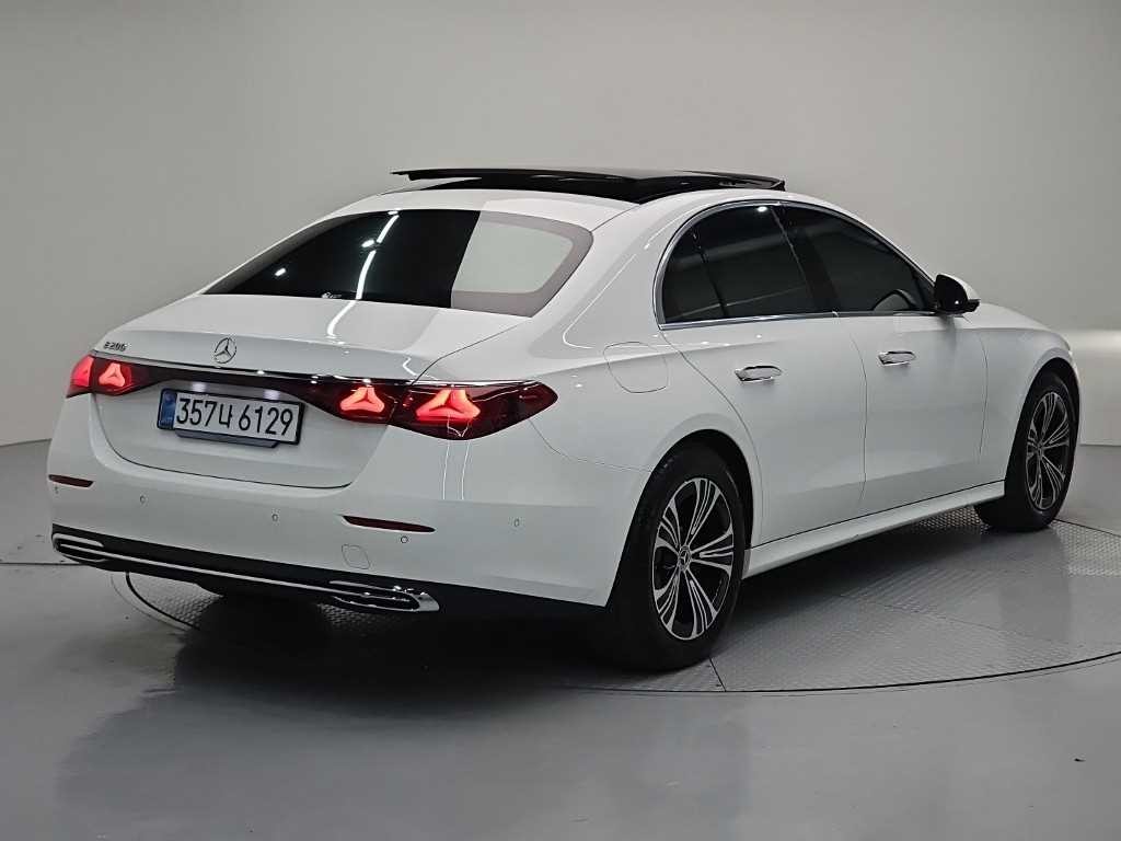 벤츠 E 클래스 E-클래스 W214 E200 아방가르드 이미지 4