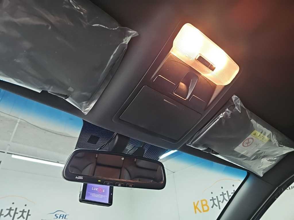 KG모빌리티(쌍용) 렉스턴 렉스턴 스포츠 4WD 디젤 2.2 프레스티지 스페셜 이미지 16