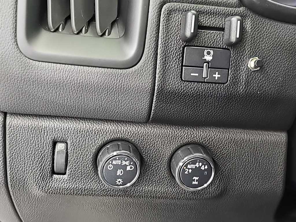 쉐보레 콜로라도 3.6 익스트림-X 4WD 스포츠 바 이미지 17