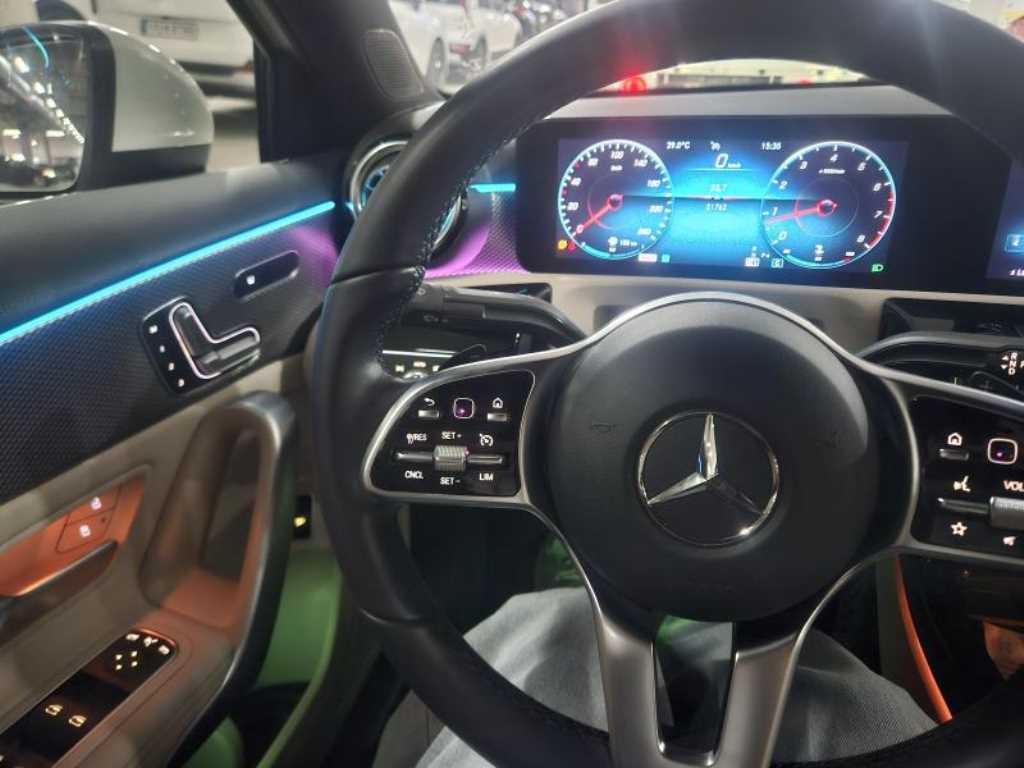 벤츠 A 클래스 A클래스 W177 A220 세단 이미지 7