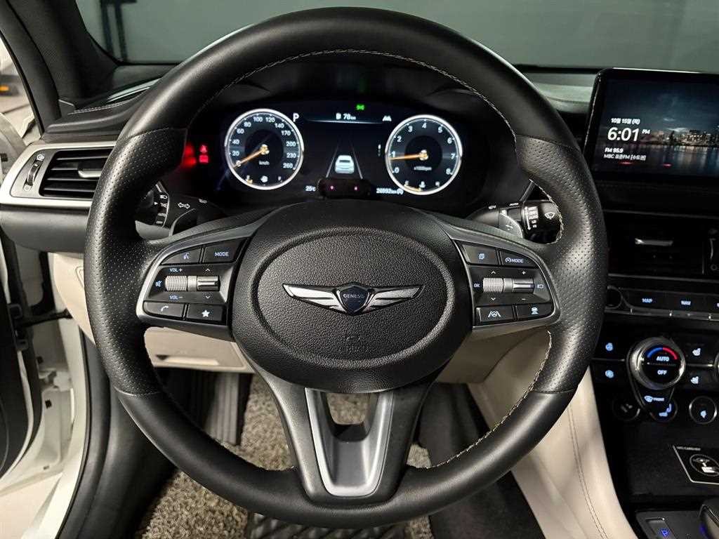 제네시스 G70 더 뉴 G70 가솔린 2.0T 2WD 이미지 8