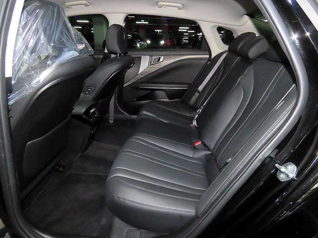 기아 K8 2.5 2WD 노블레스 이미지 18