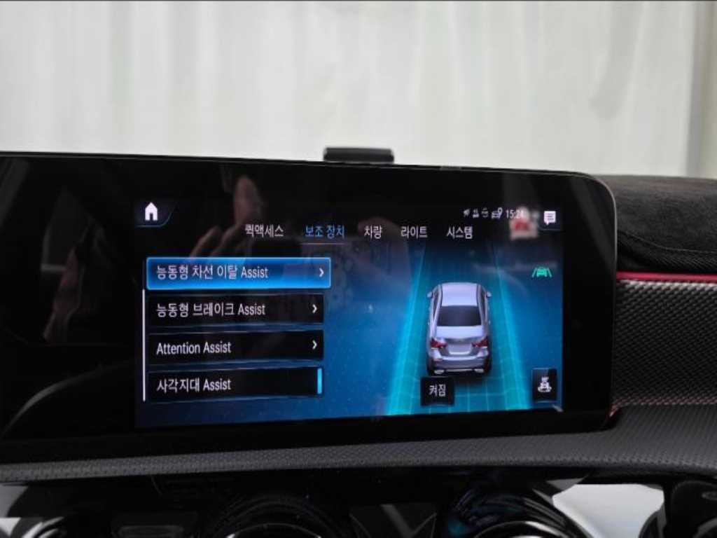 벤츠 A 클래스 A클래스 W177 A220 세단 이미지 16