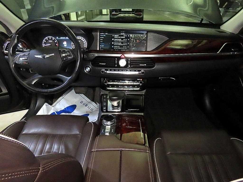 제네시스 EQ900 3.8 GDI AWD 프리미엄 럭셔리 이미지 10