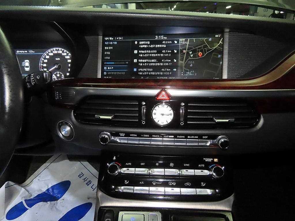 제네시스 EQ900 3.8 GDI AWD 프리미엄 럭셔리 이미지 11