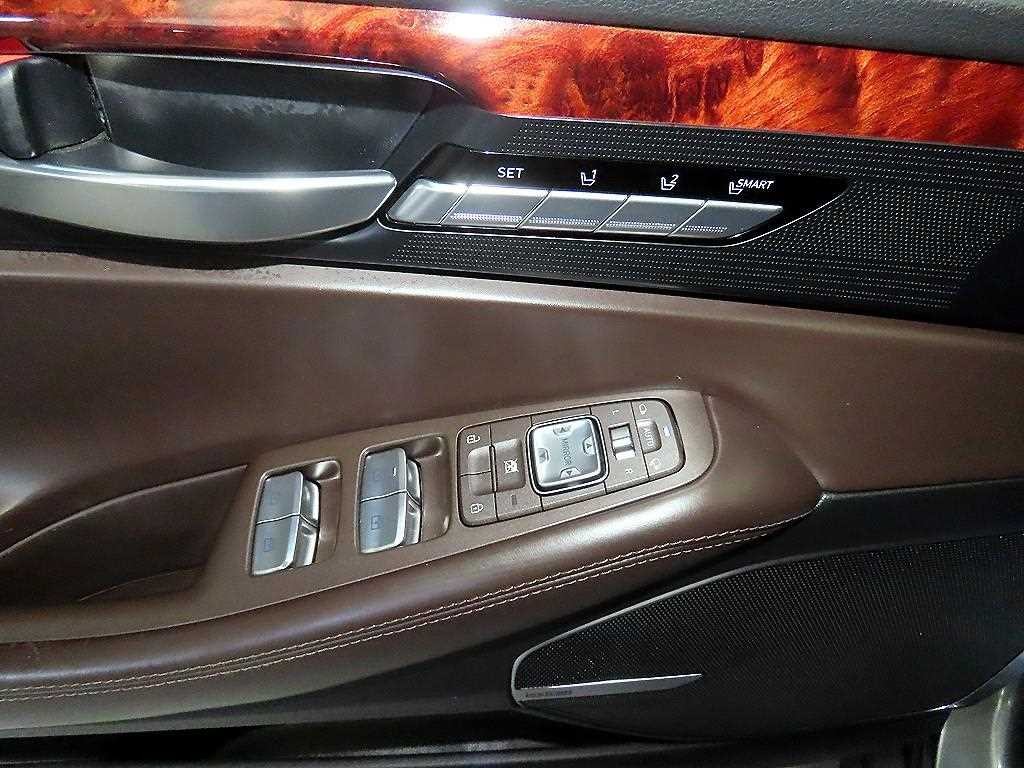 제네시스 EQ900 3.8 GDI AWD 프리미엄 럭셔리 이미지 13
